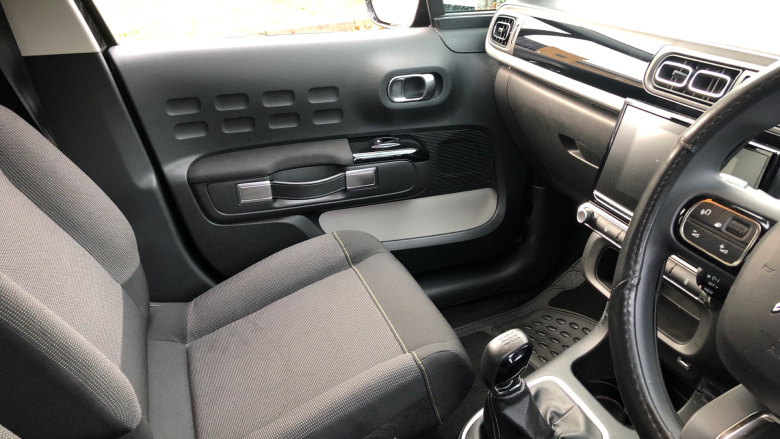 Citroen C3 1.2 PureTech Plus 5dr Petrol Hatchback